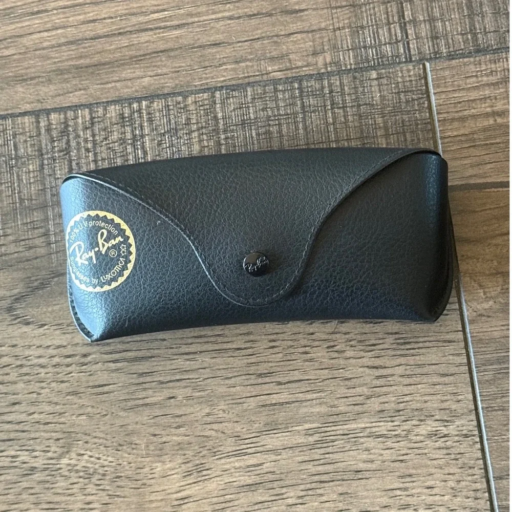 Ray Ban Luxottica Black‎ Hard Clamshell Eyeglass Sunglasses Case Snap Closure