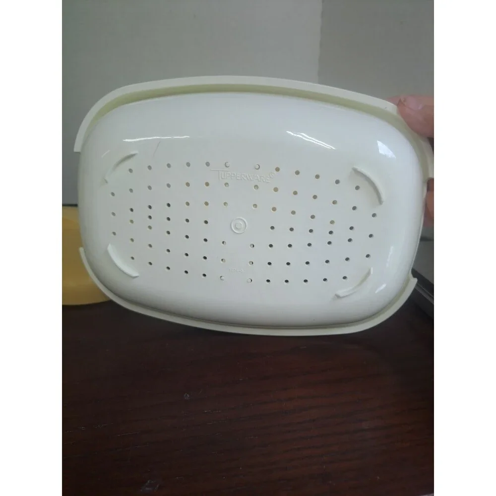 Tupperware organize those set