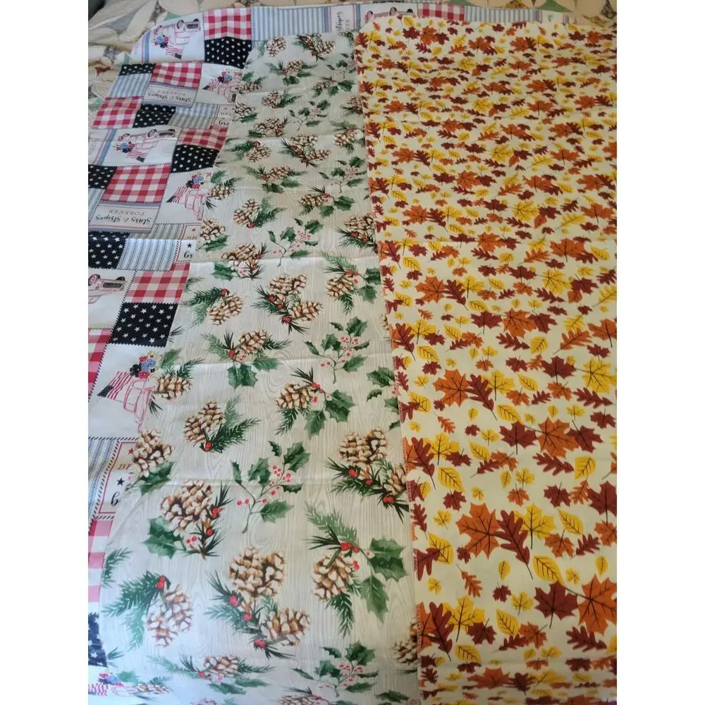 Unbranded holiday tablecloth
