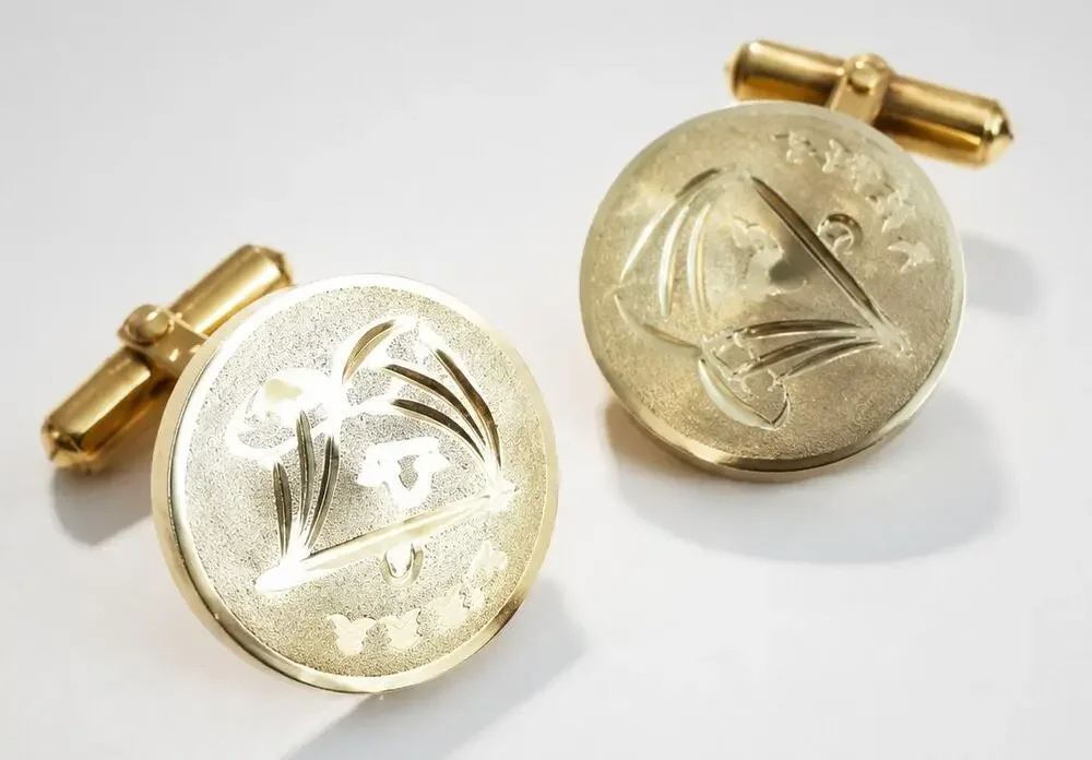 Vintage Destino Libra Zodiac Cufflinks 1970s Gold Tone Designer Signed‎ .75