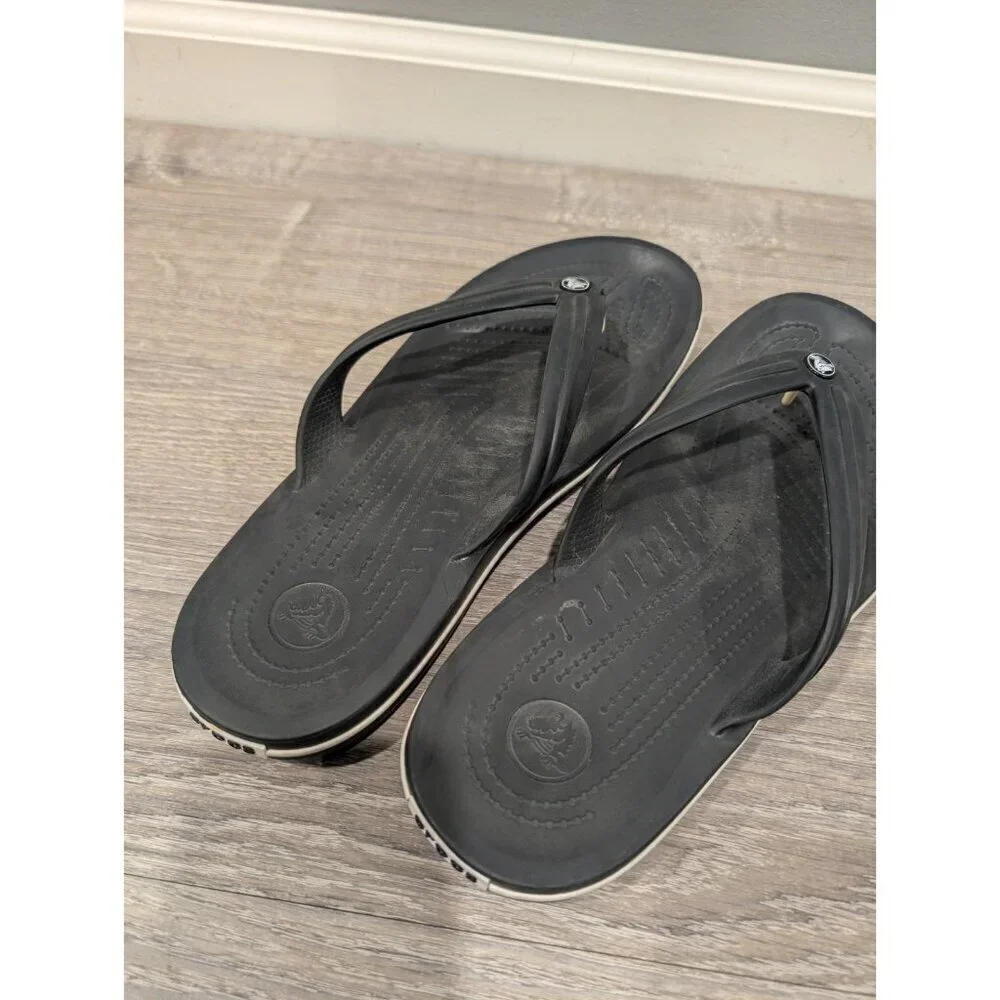CROCS black leather