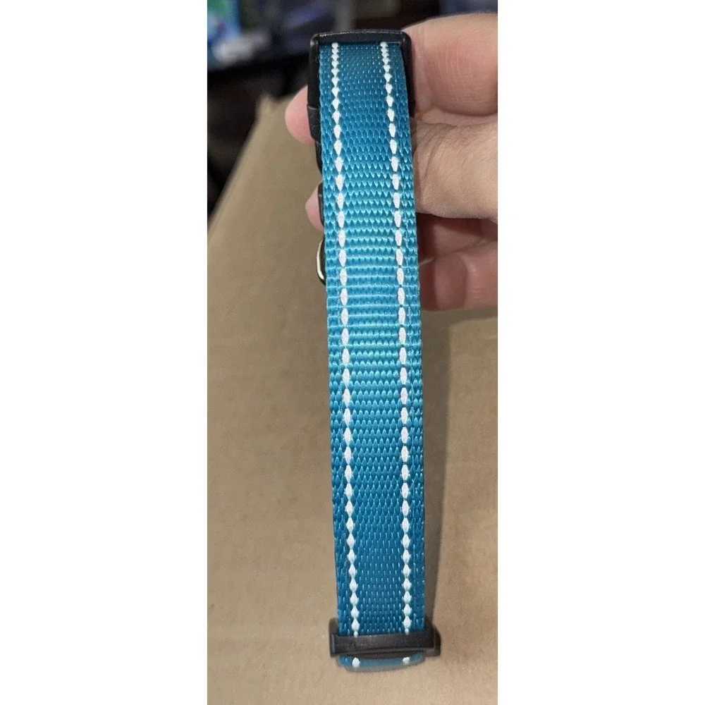 N/A medium aqua