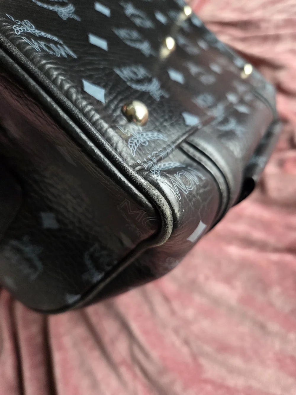 MCM authentic visetos