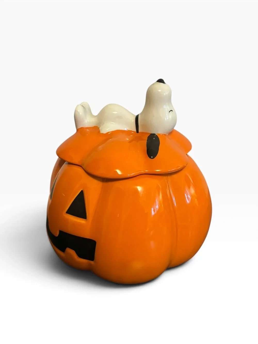 Rae Dunn peanuts snoopy