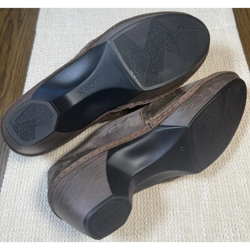 Naot slipping lace