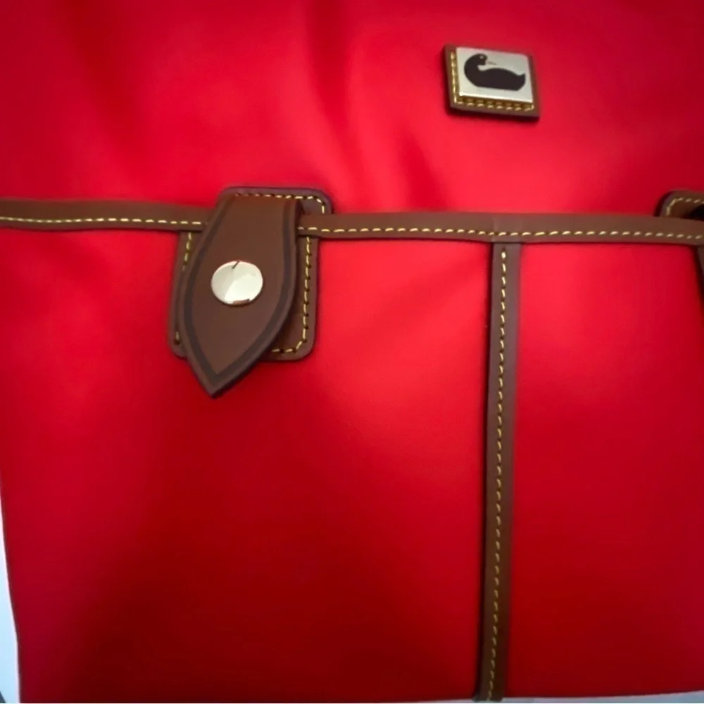 Dooney & Bourke ⚡️ bnwt