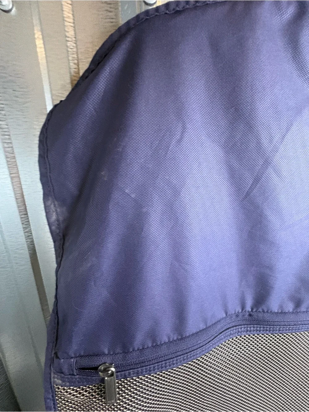 Tumi lightweight garment