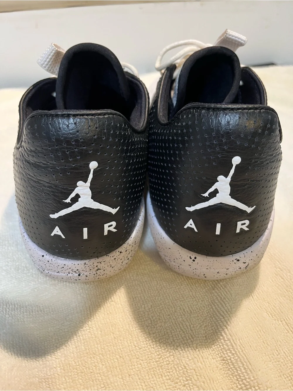 Jordan sleek low