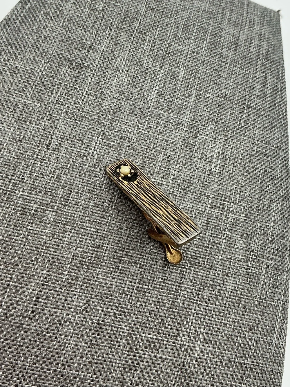 Vintage 60s gold