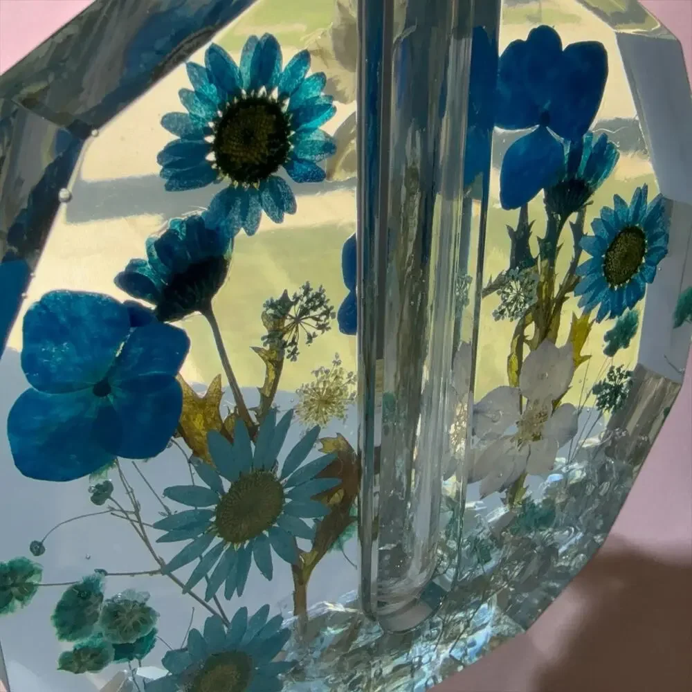 Homemade display resin glass