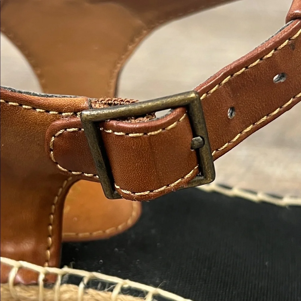 Cliffs by WHITE MOUNTAIN add casual
