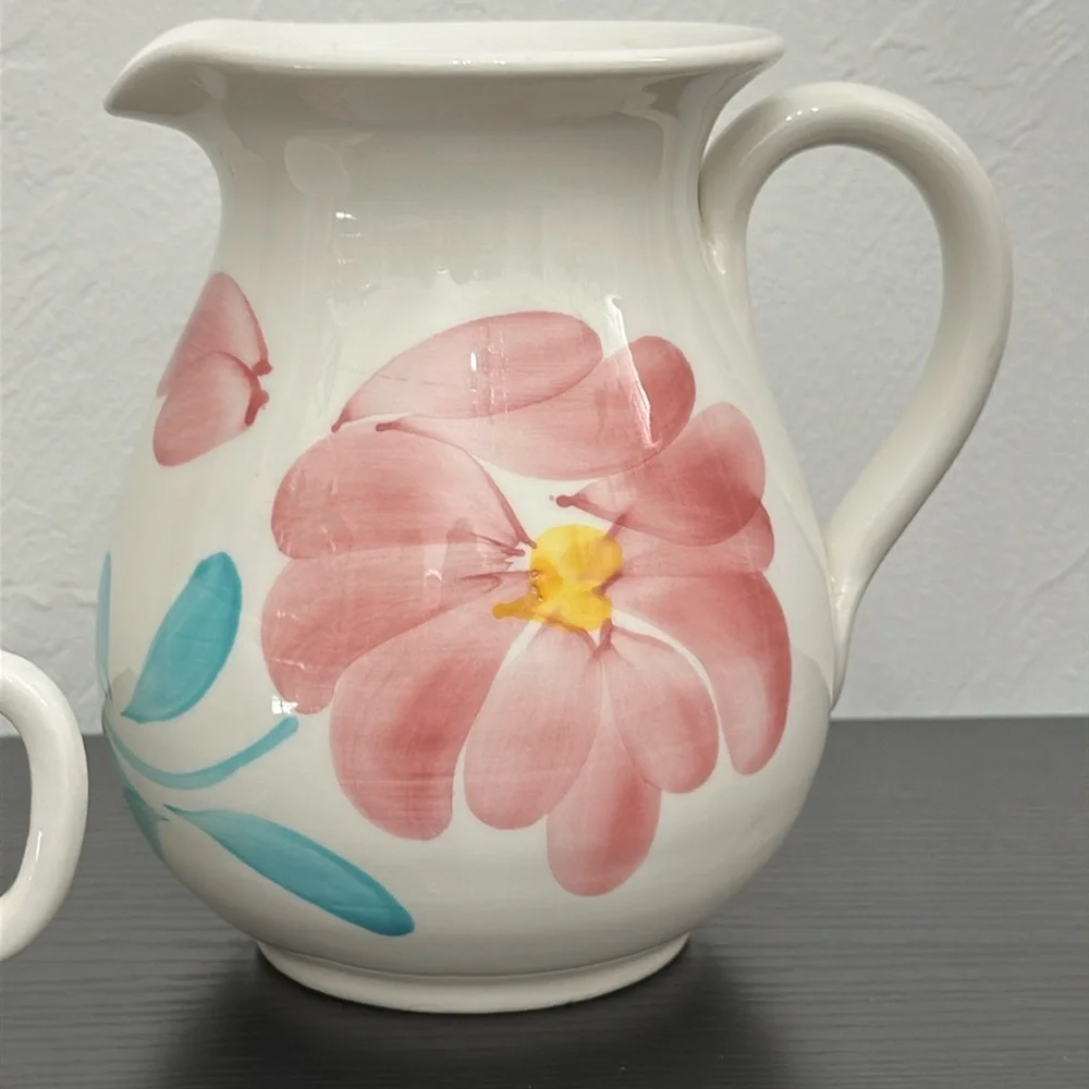 Pier 1 preowned piece