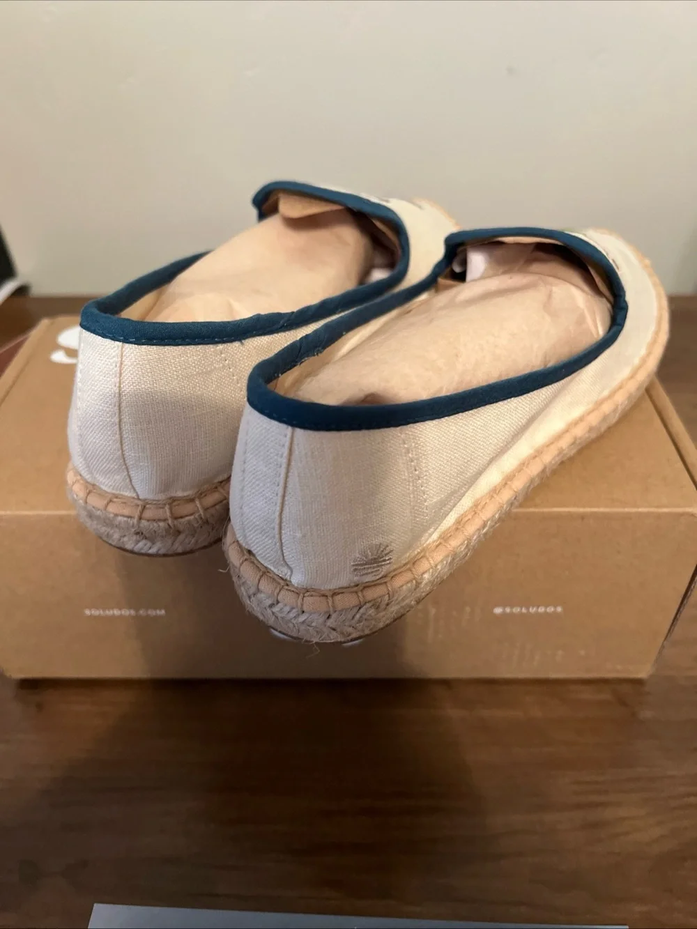 Soludos cream embroidery