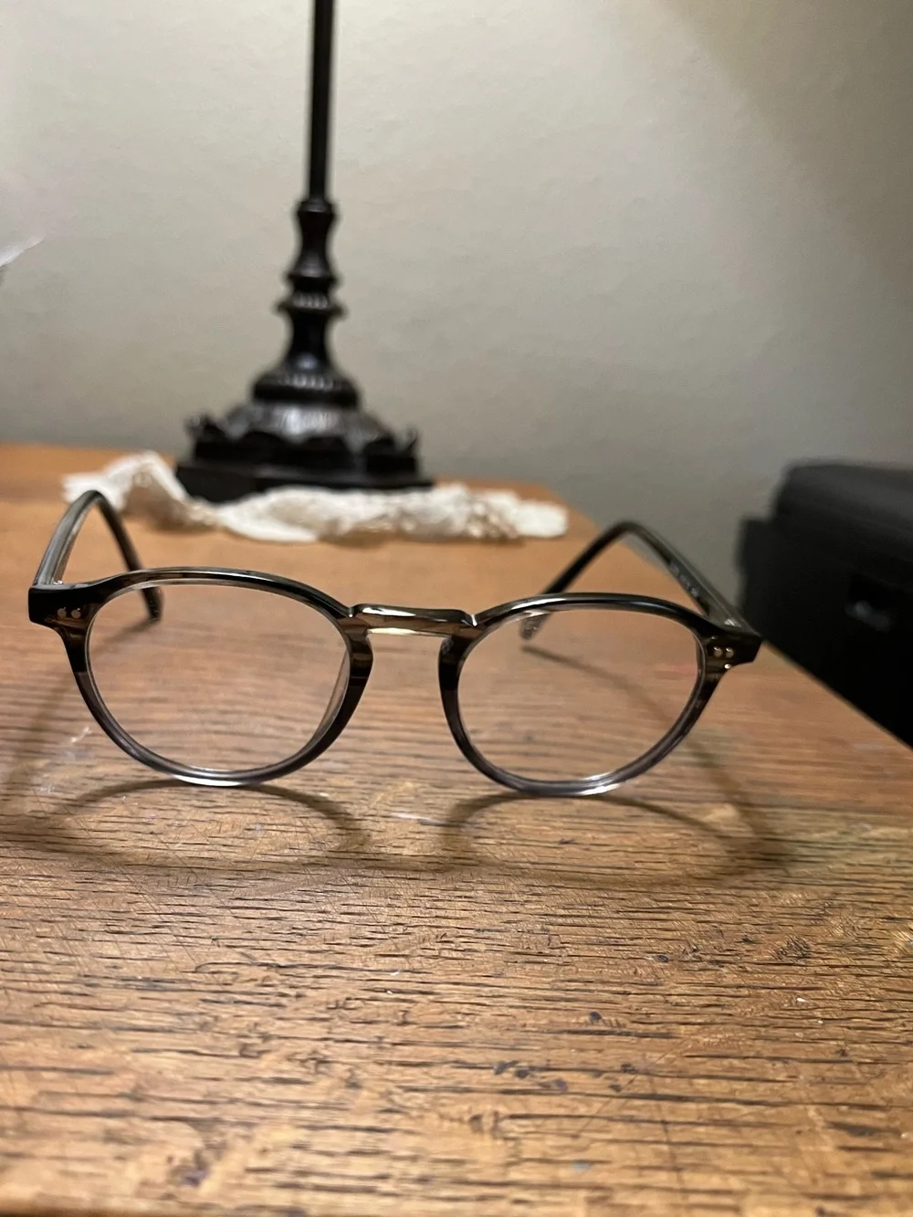 Women's Round Acetate Glasses in Smoke Gray