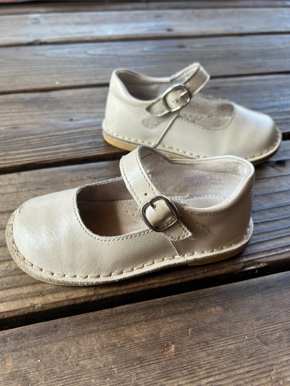 L'Amour Grace Mary Janes -- Sz 8
