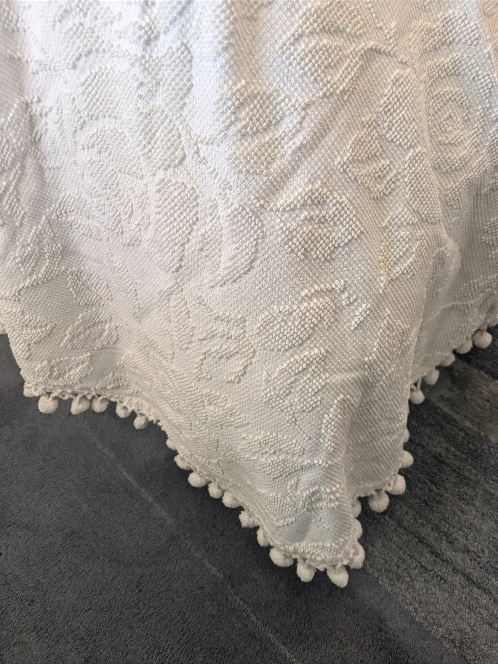 Vintage Cream King Chenille Cotton Comforter - Neutral Bedding
