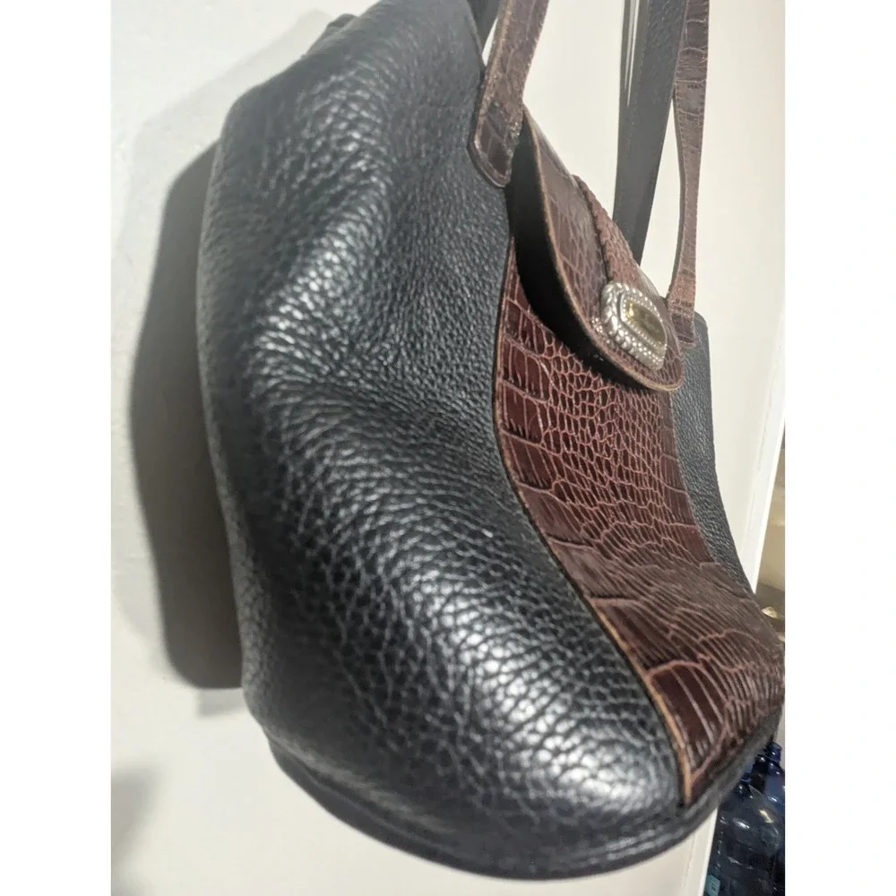 Vintage Brighton Black Pebbled Leather w/ Brown Croc Trim Shoulder Handbag