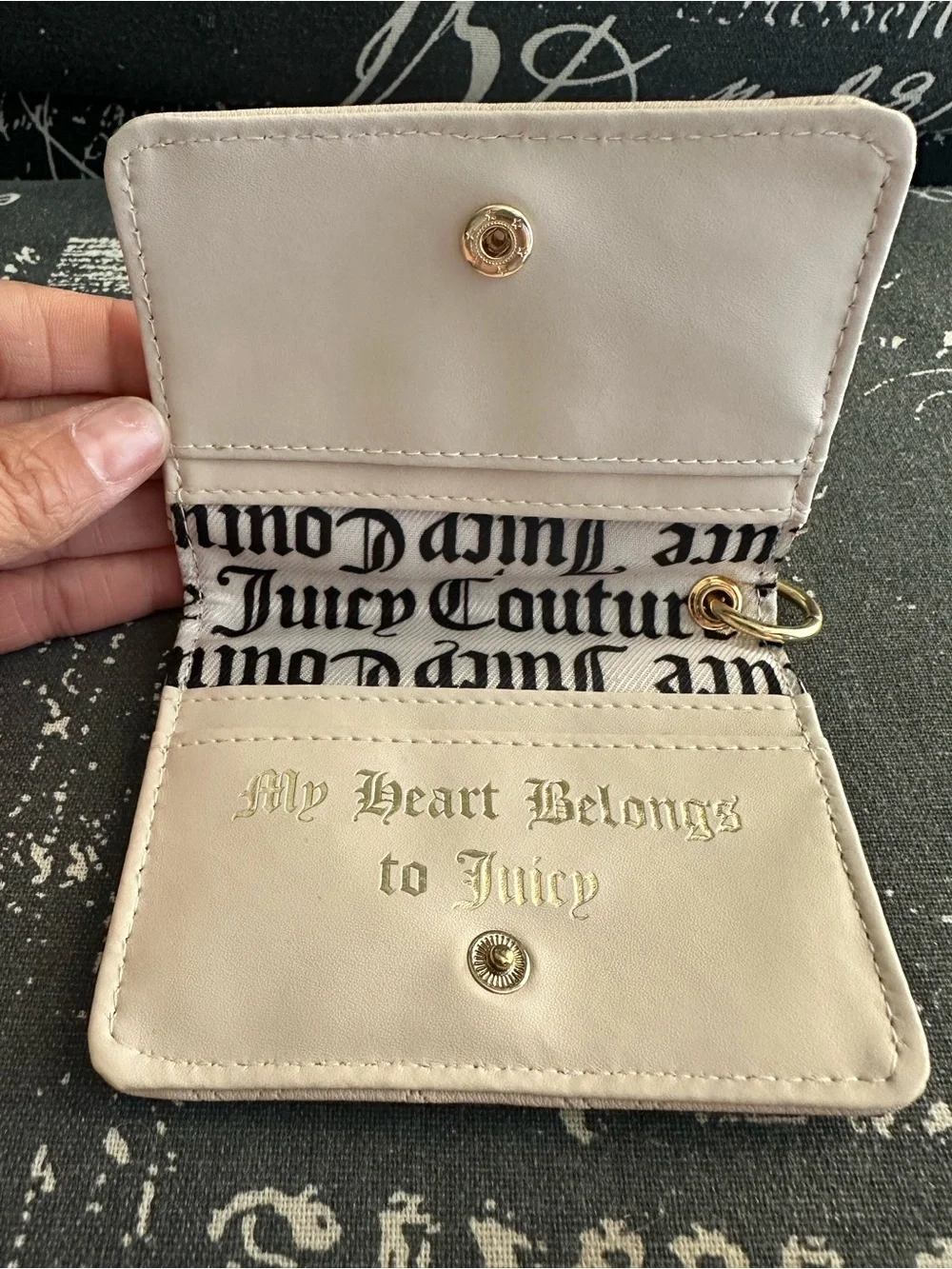 Juicy Couture compact card
