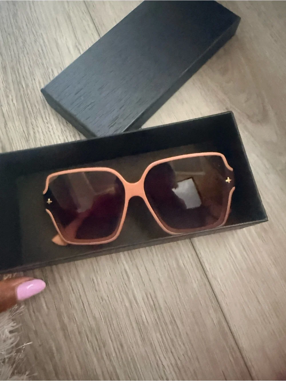 N/A stylish coral