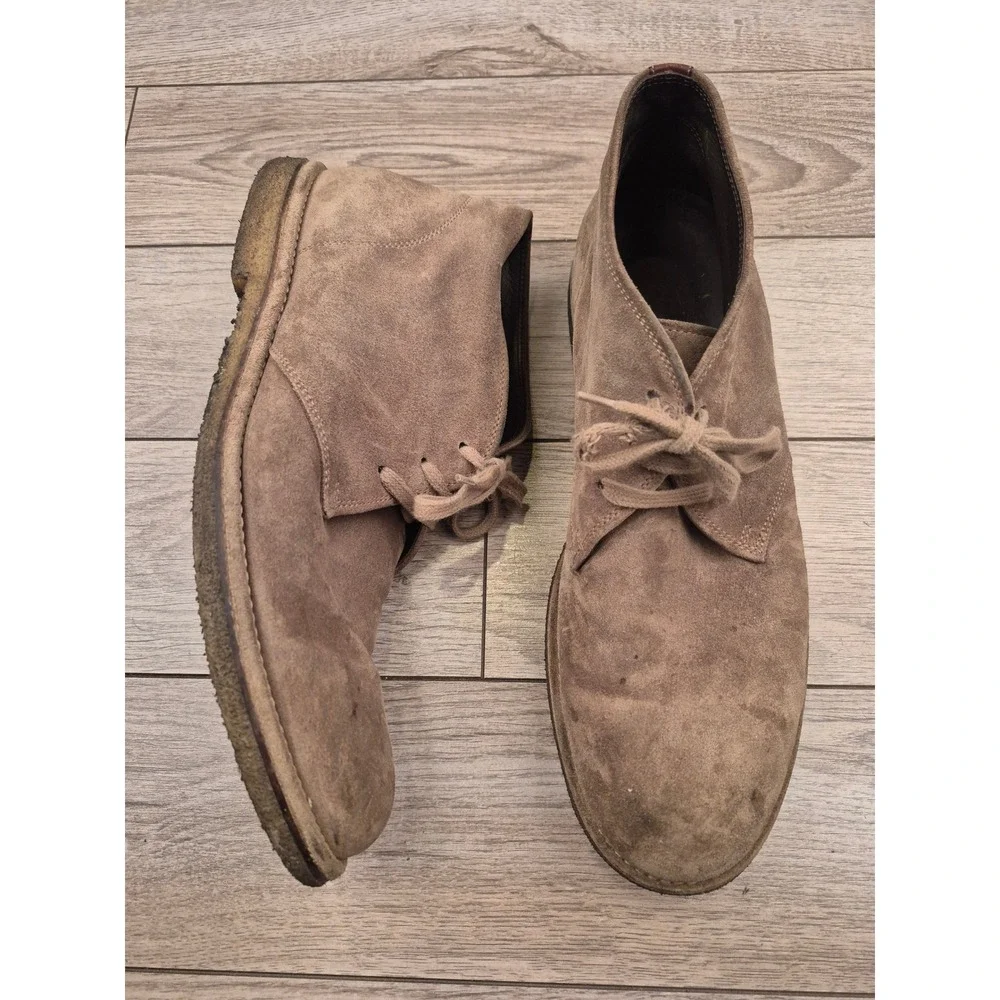 Allen Edmonds classic chukka