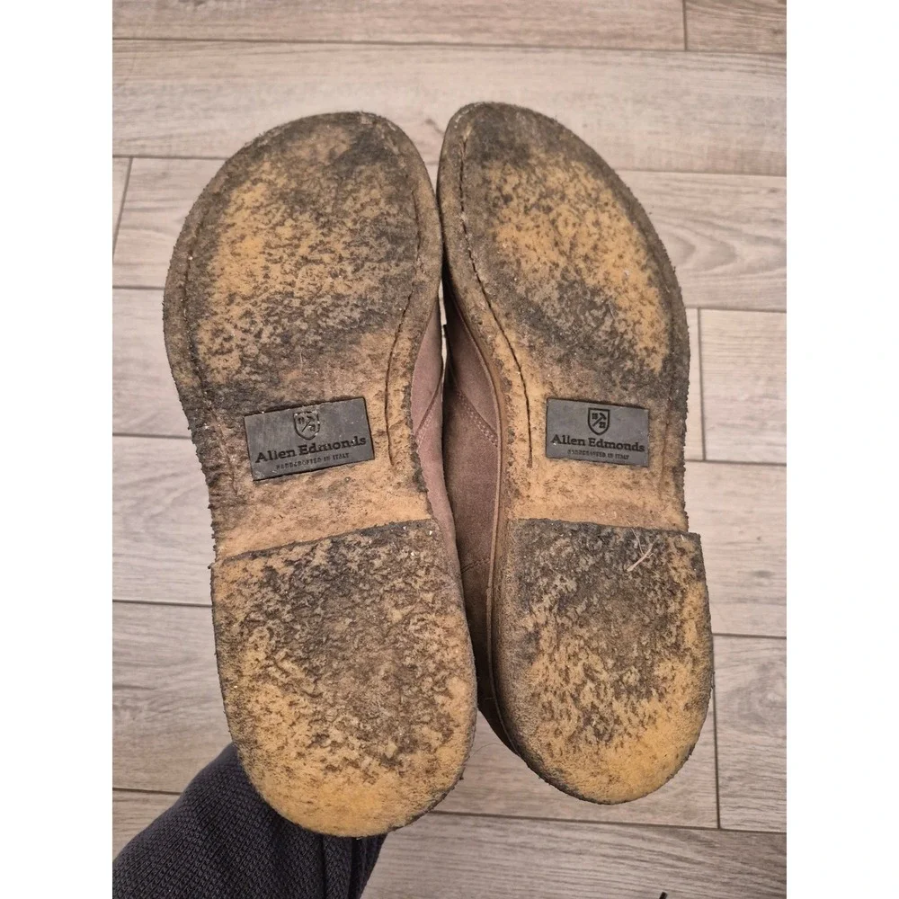 Allen Edmonds classic chukka