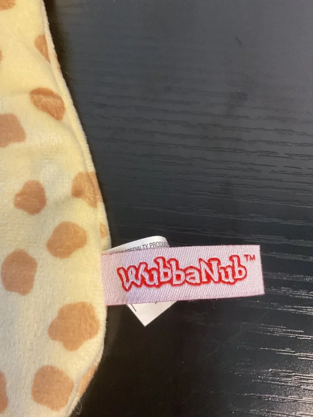 Wubbanub giraffe design