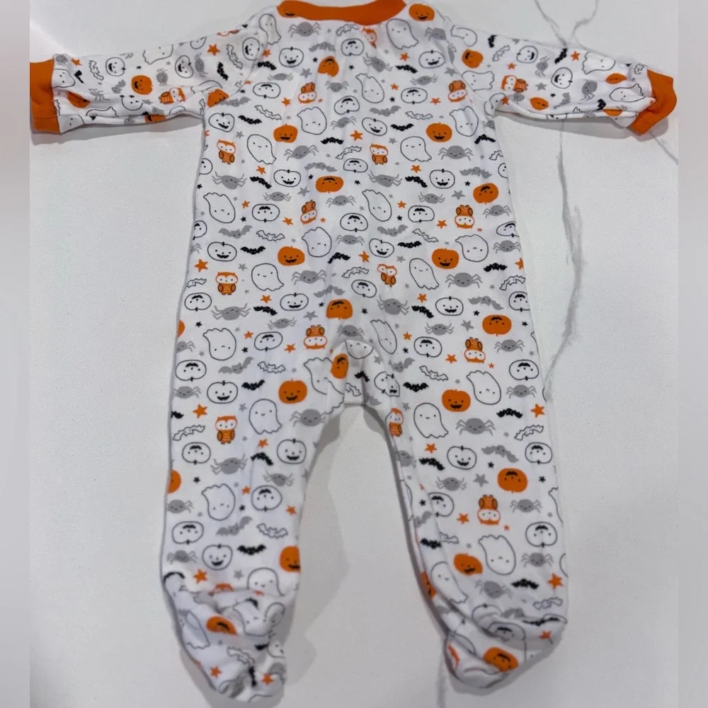 Carters color black orange