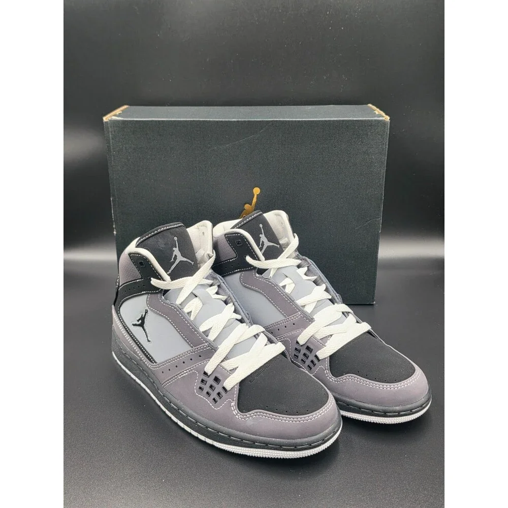Jordan low key