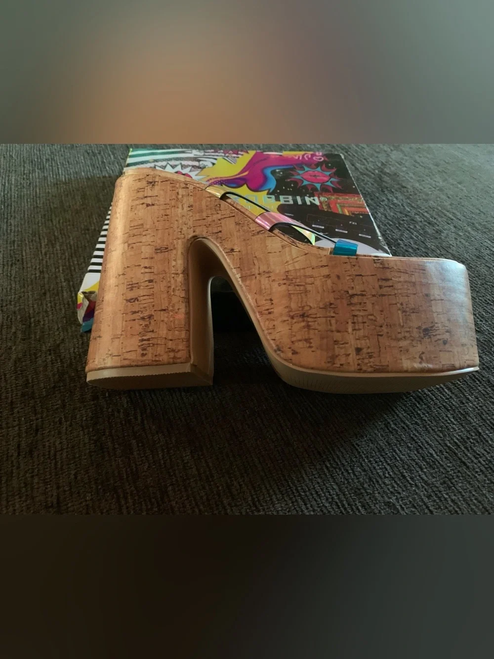 Cape Robbin statement platform original