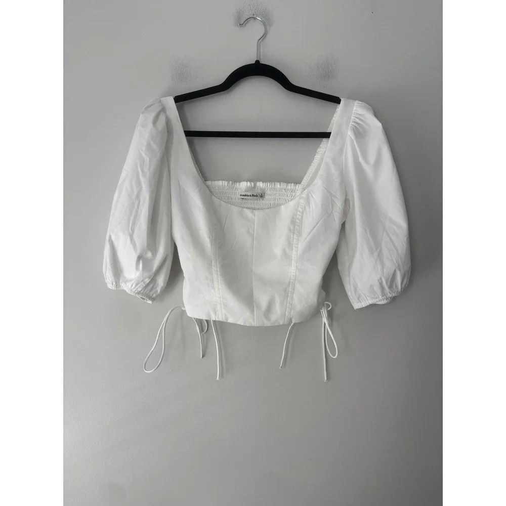 Abercrombie & Fitch lace up