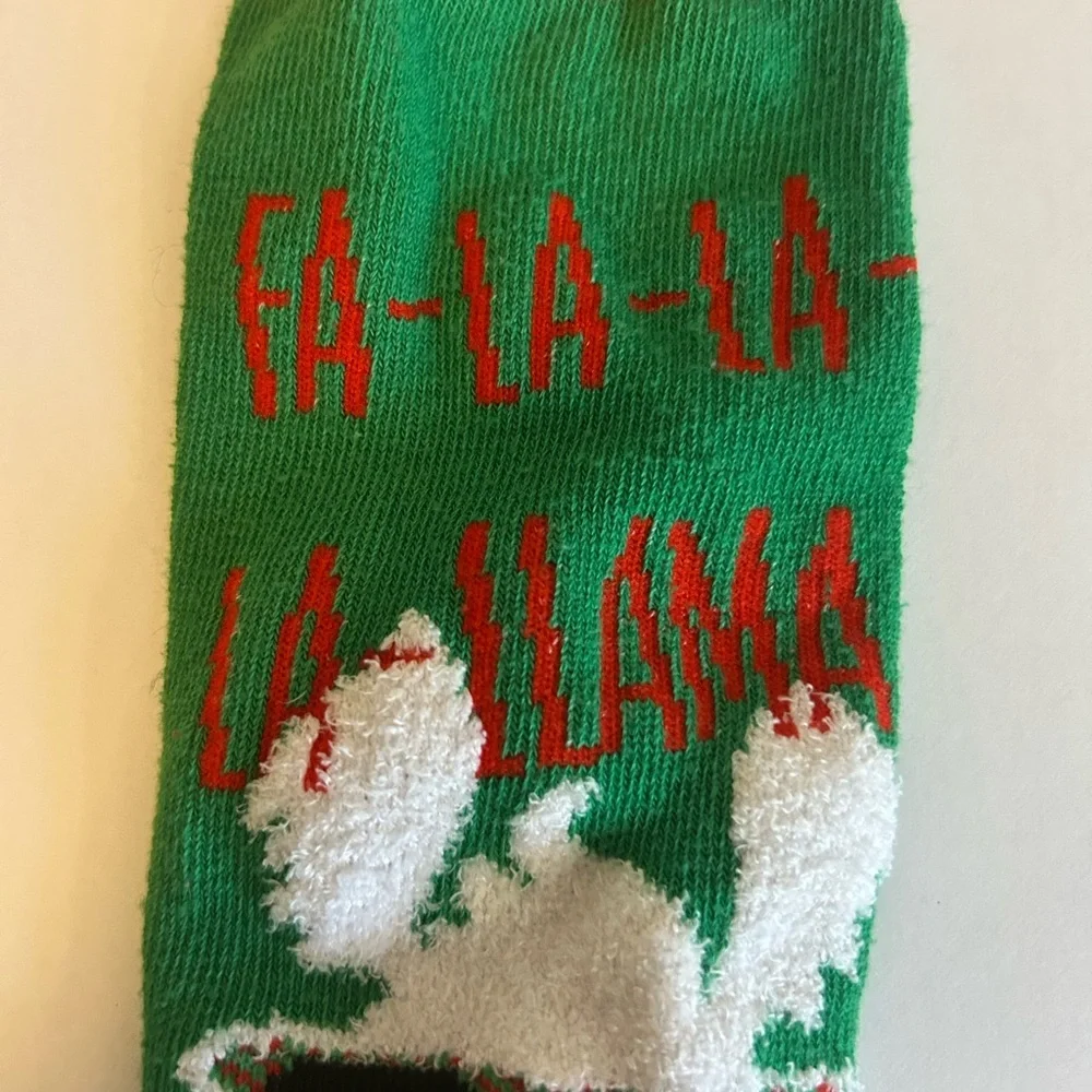 N/A festive green