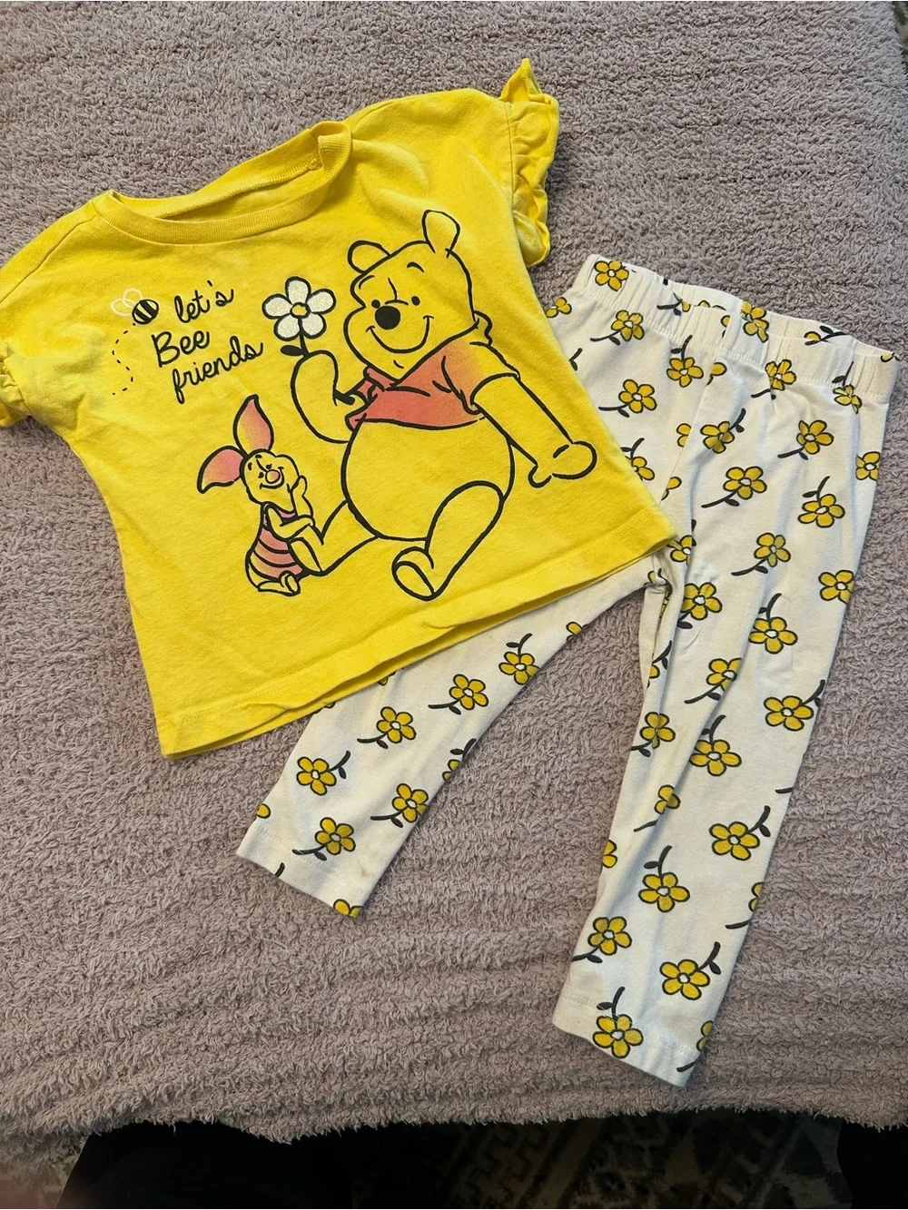 🍯 Disney Winnie the Pooh & Piglet 2-Piece Outfit 18M 🌼✨