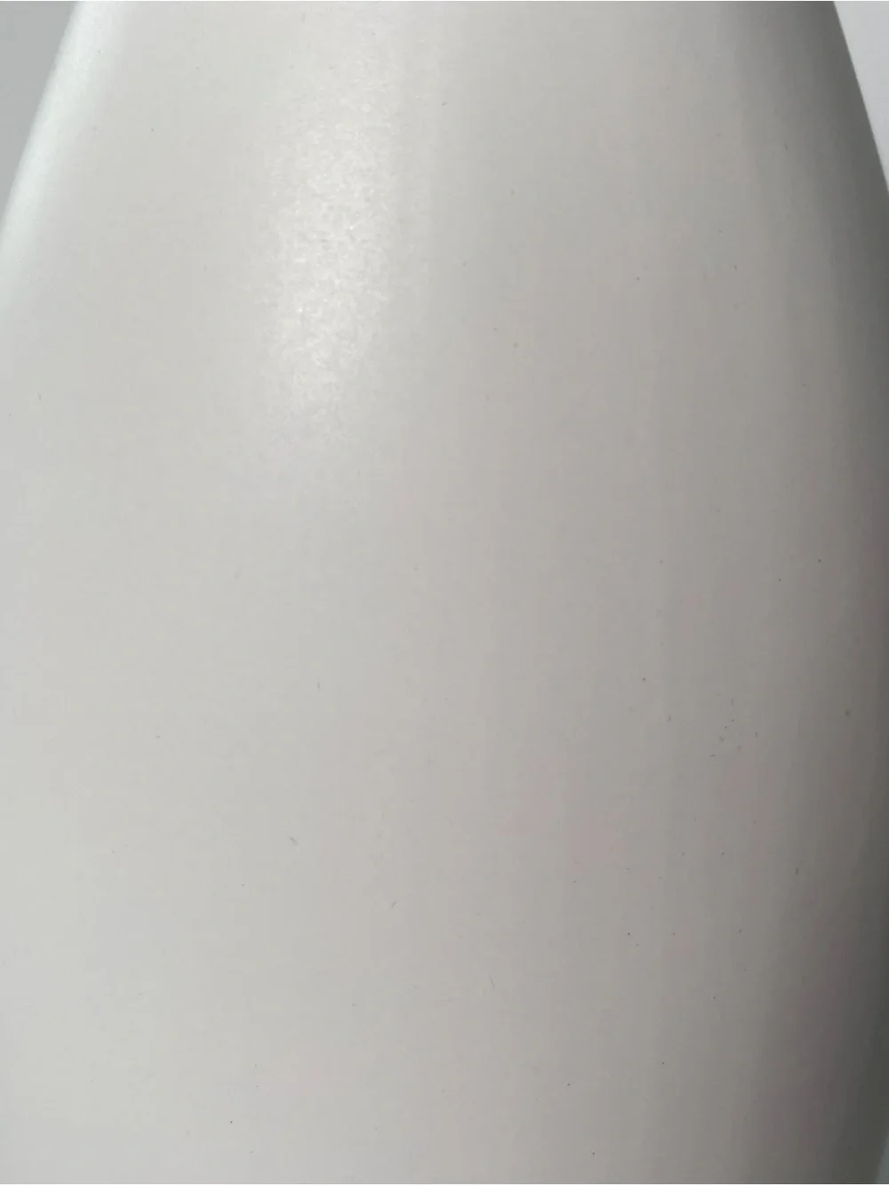 Daphne Blue tall white