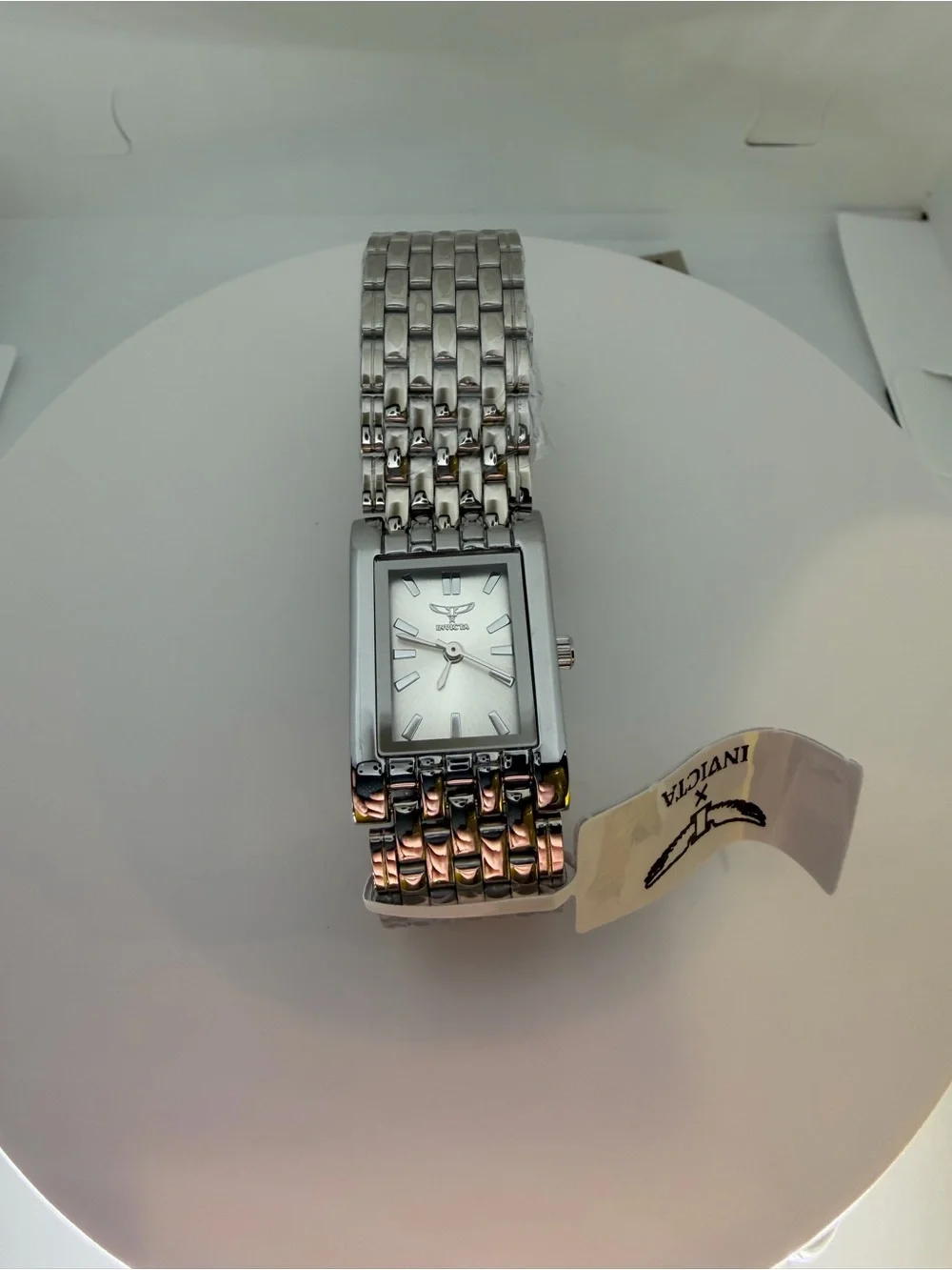 Invicta quartz very face