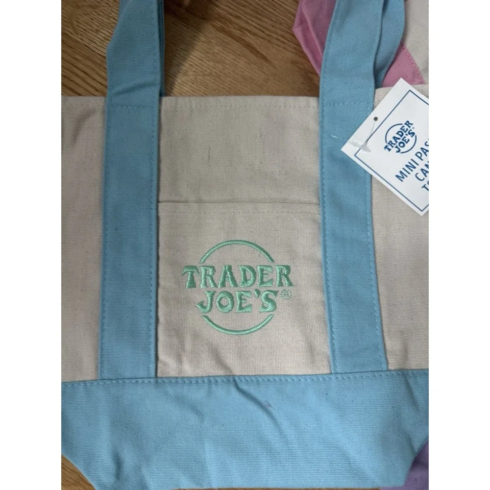 Trader JoeS spring doodle totes