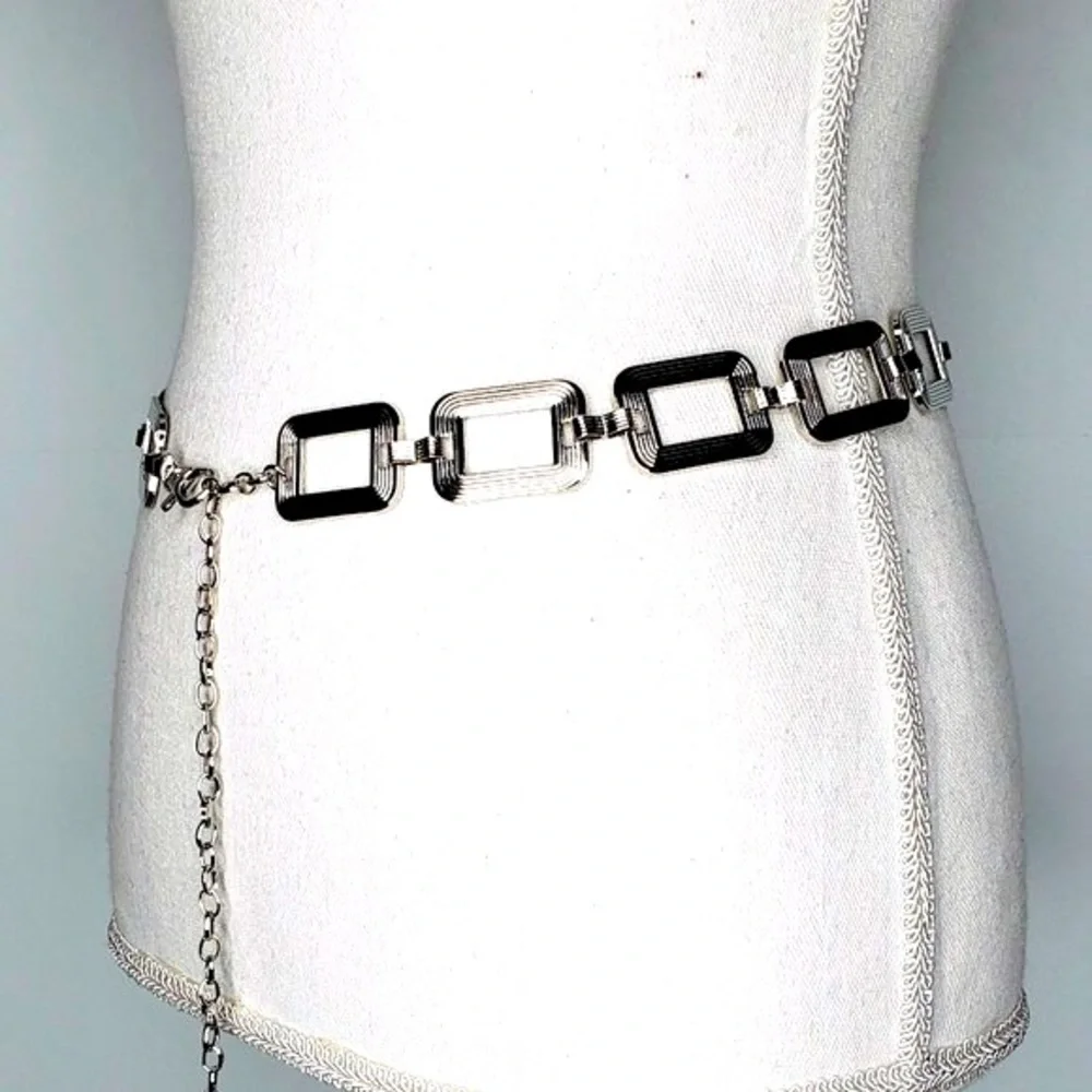 Unbranded new silver