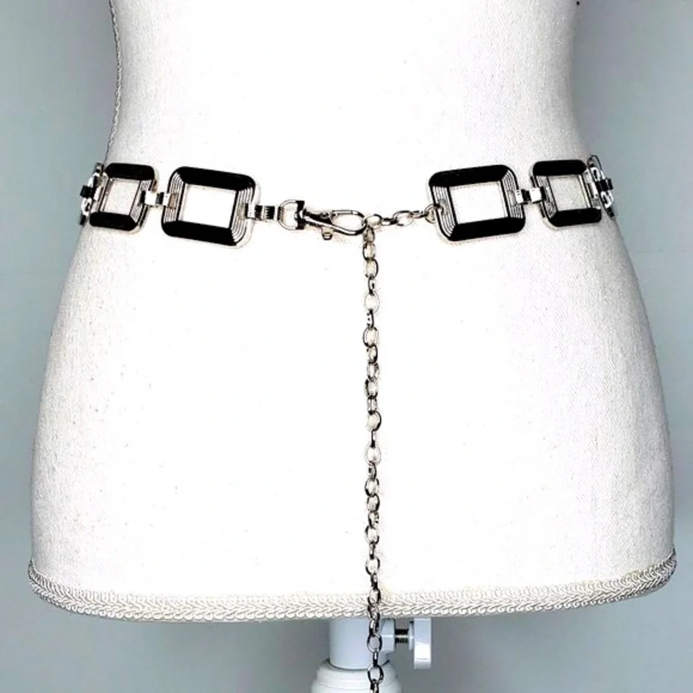 Unbranded new silver