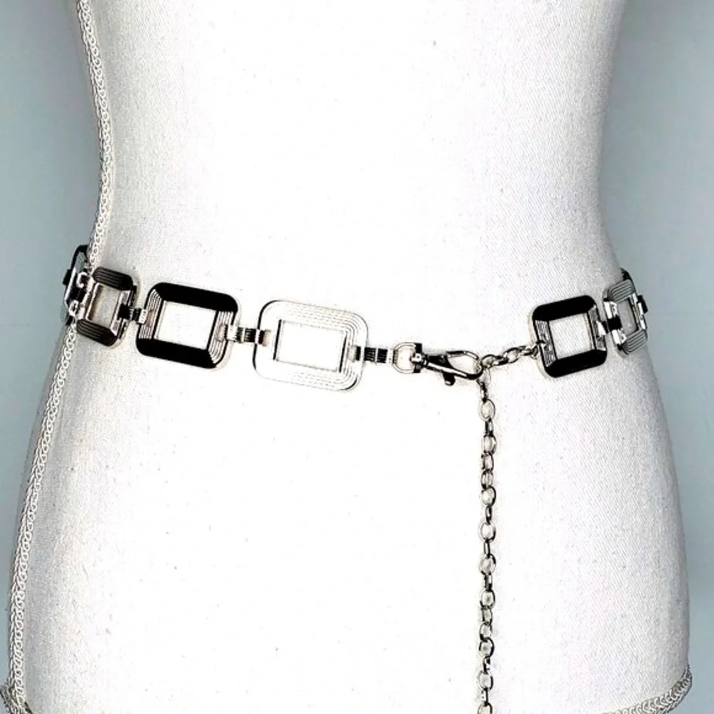 Unbranded new silver