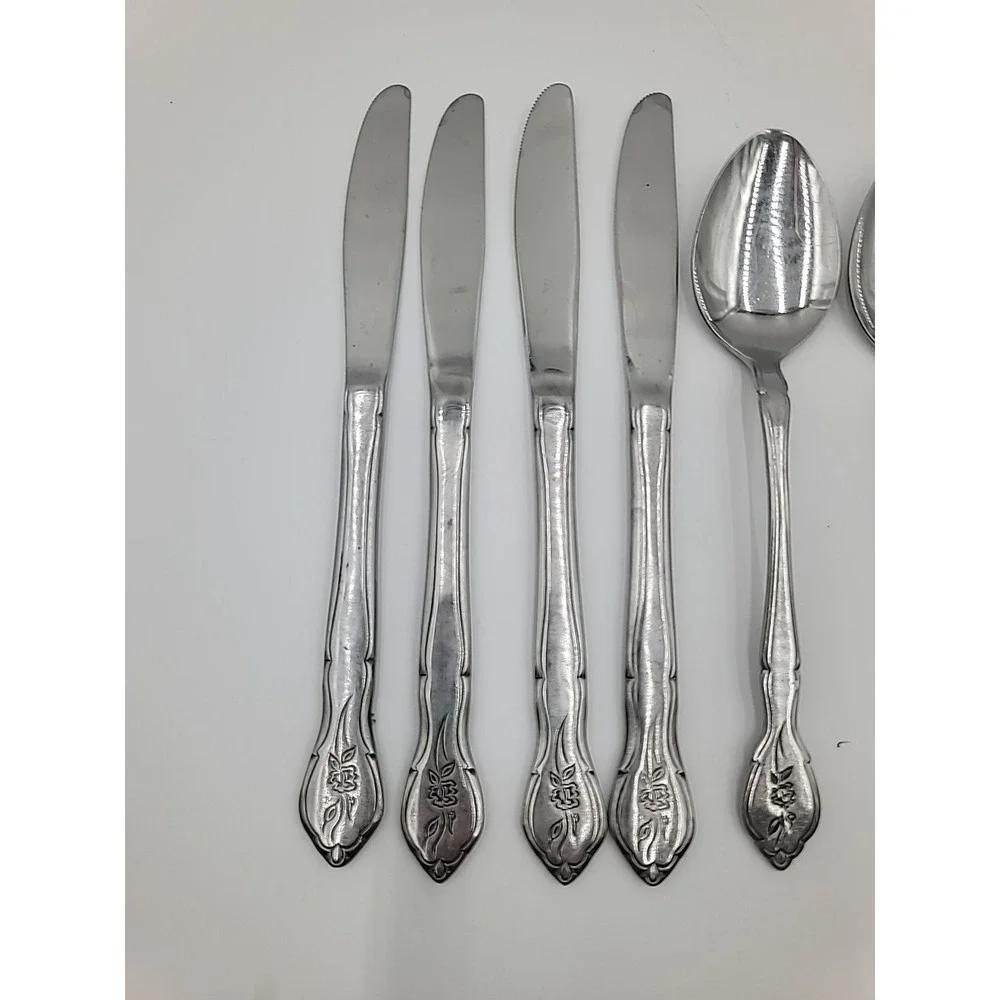 Barclay Geneve includes 4tablespoons spoon