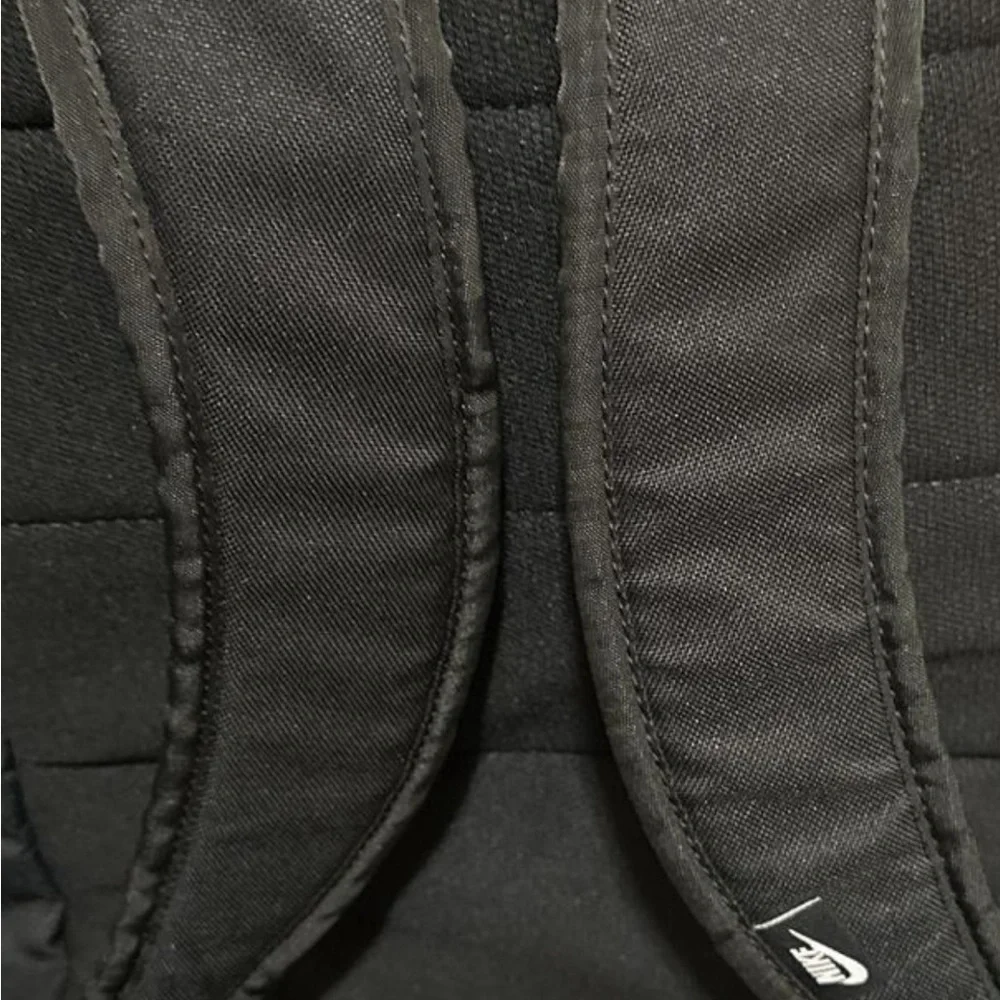 Nike sleek black