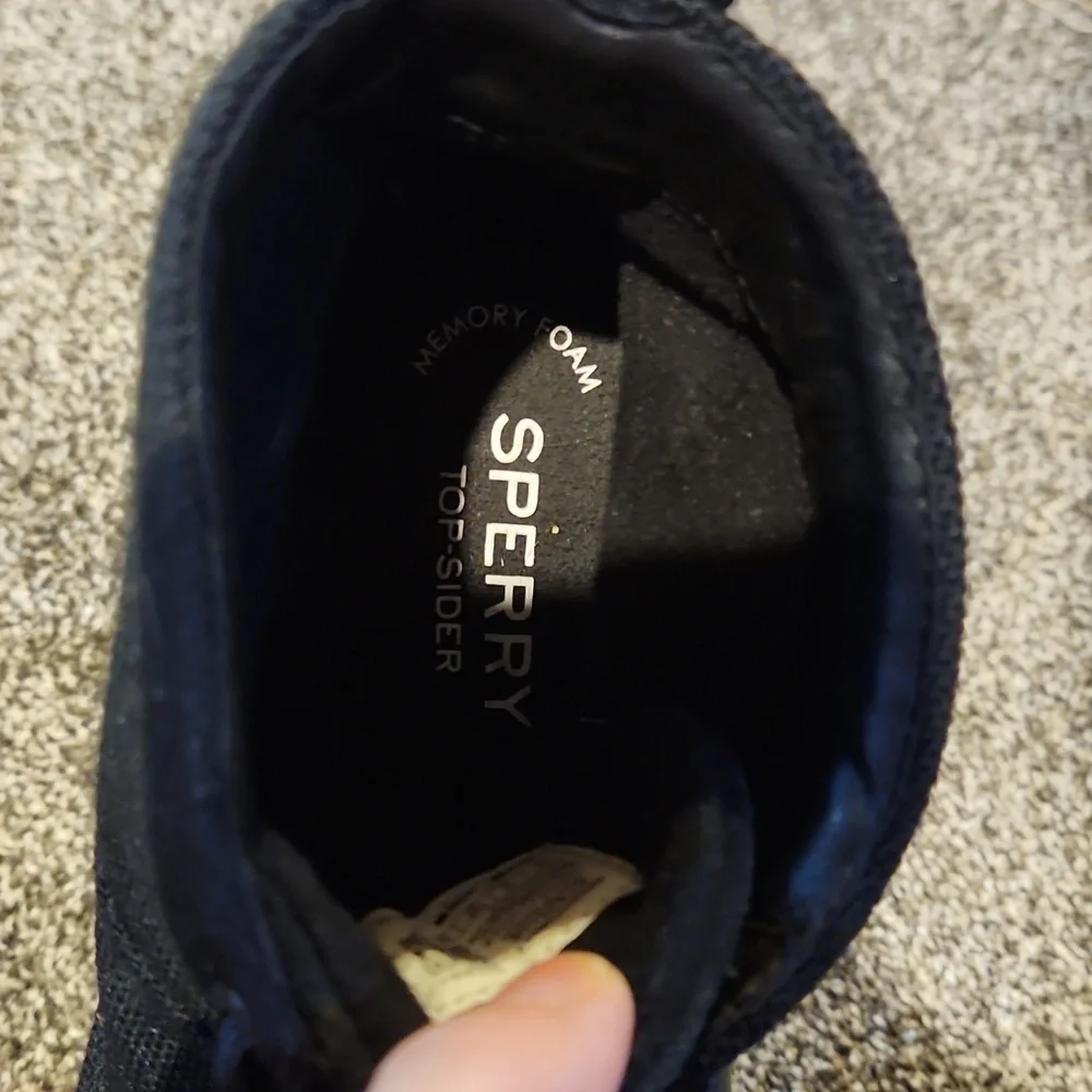 Sperry water heel size