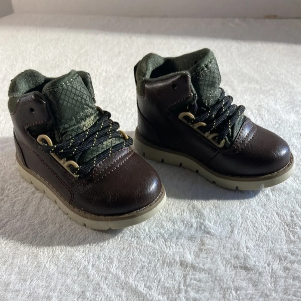 OshKosh B’gosh Toddler’s Brown Adler Boots
