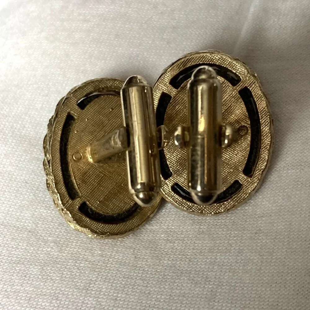 Unbranded vintage cufflinks