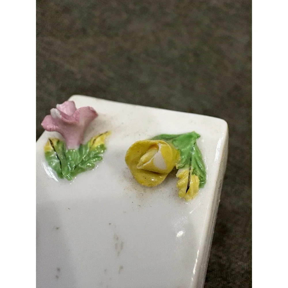 N/A couple flowers