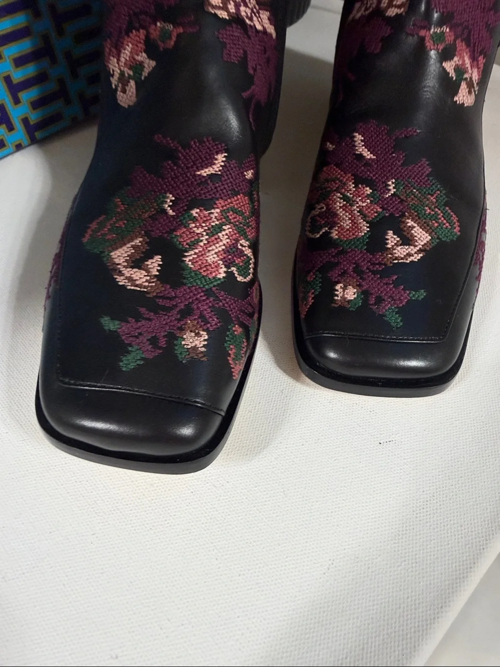 Tory Burch tory burch