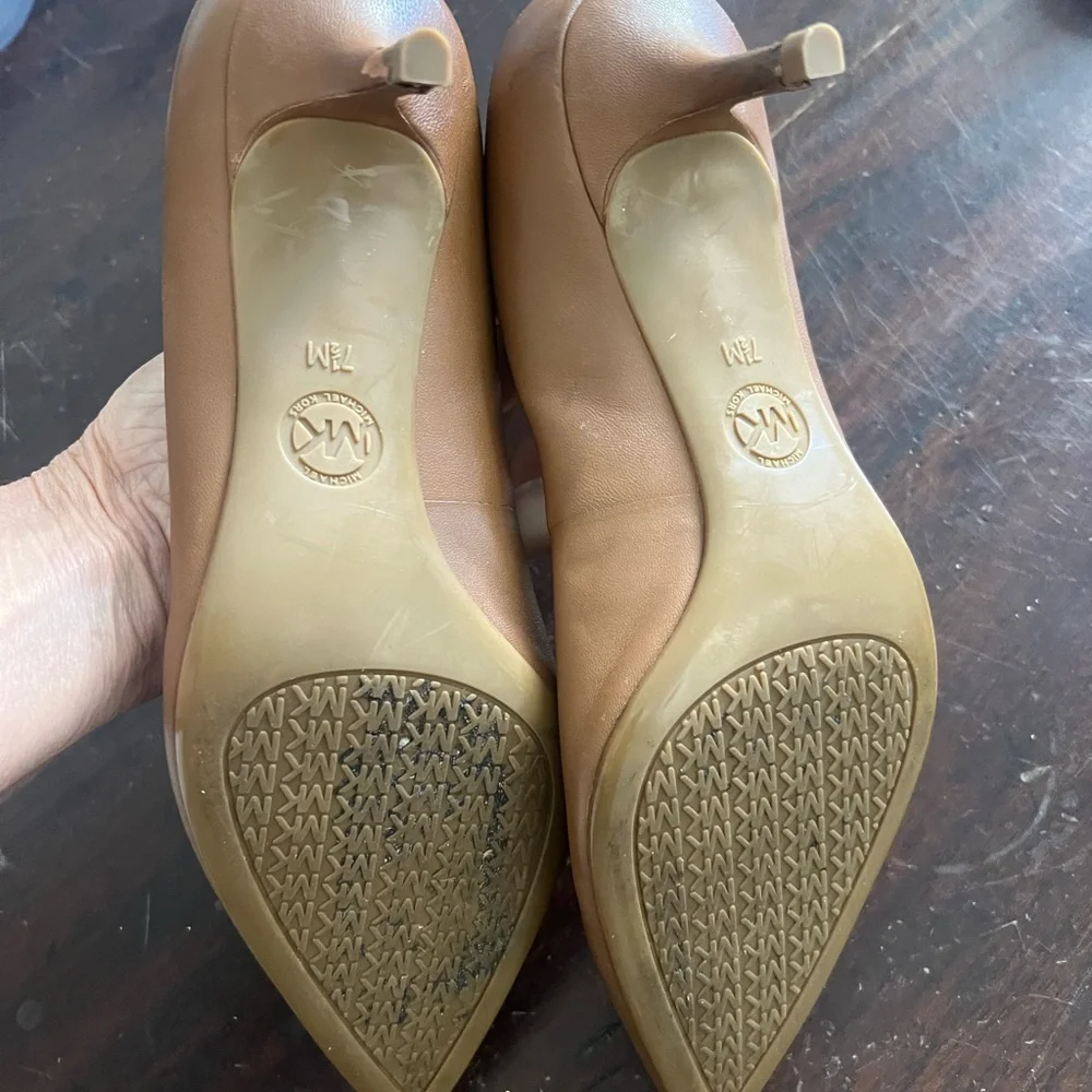 Michael Kors chic brown
