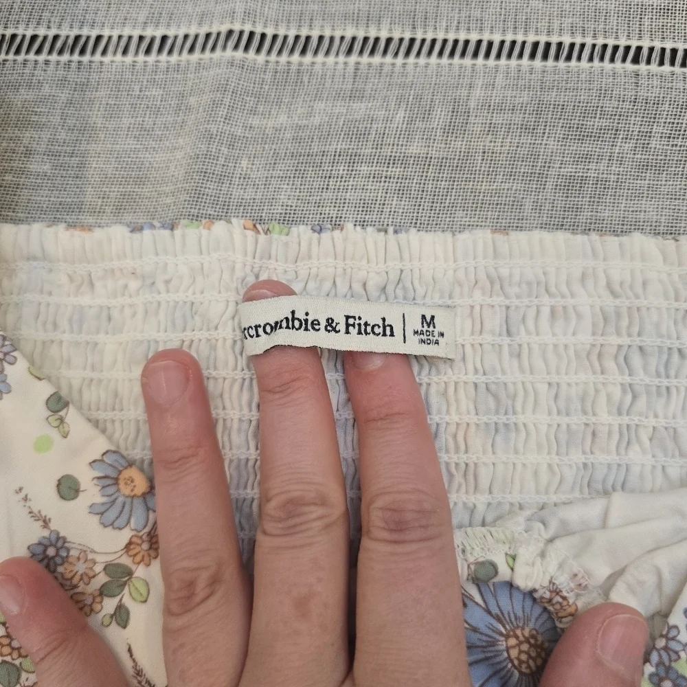 Abercrombie & Fitch elevate your