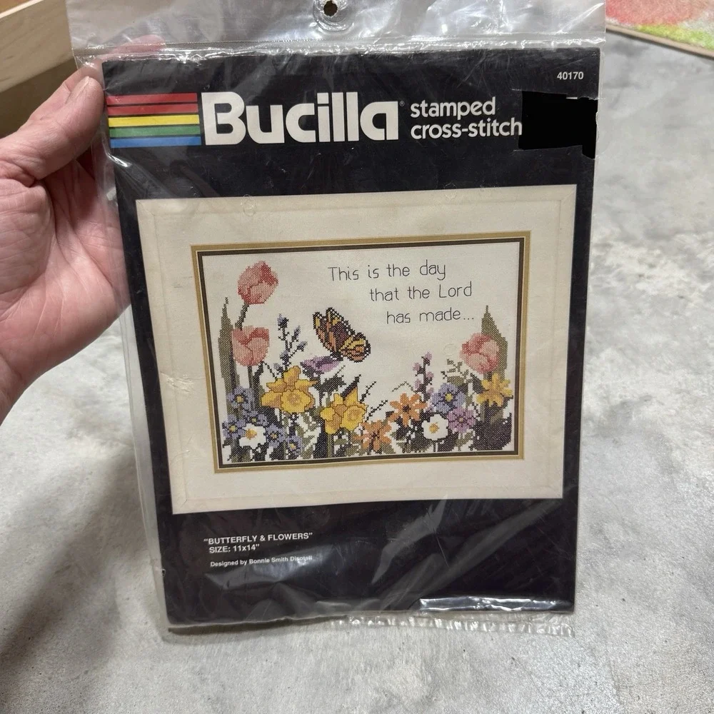 VTG Bucilla Stamped Cross Stitch 40170 Butterfly Flowers Day Lord Has Made NEW
