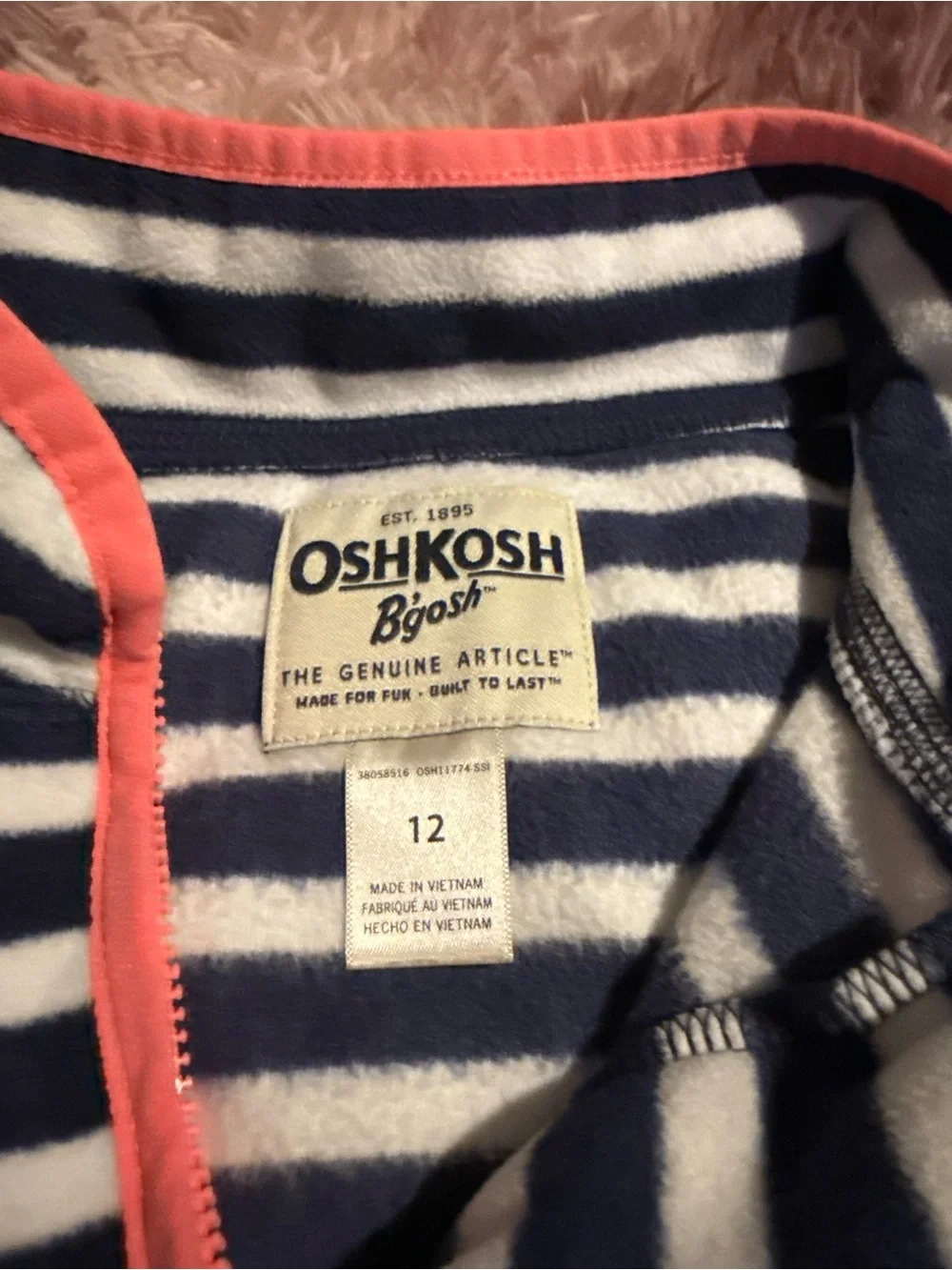 OshKosh Bgosh classic navy