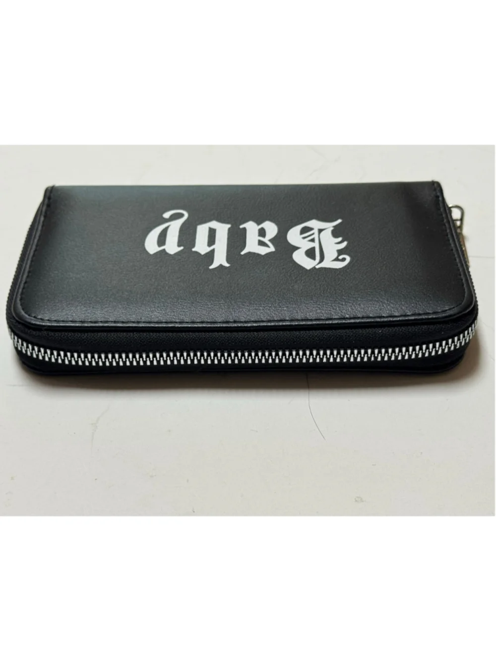 Unbranded •material black